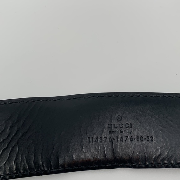 Gucci Authentic Black and Gold belt 💯 Authentic - Picture 11 of 12
